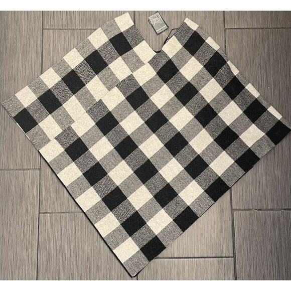 Lauren Ralph Lauren Sweaters - Lauren Ralph Lauren Women’s Black/White Plaid Wool Poncho S/M Old Money
